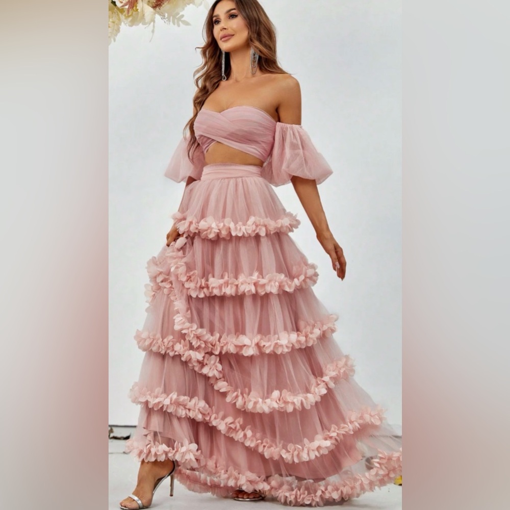 Faeriesty Dress absolutely stunning MAKe SURE YOU READ BELOW 👇 never worn